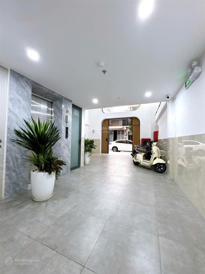 Bán chdv 6 tầng mới 100% 17pn ngang 6m 108m2 ngay chợ phạm văn bạch tn 100tr chỉ 21.9 tỷ 0902 675 ***