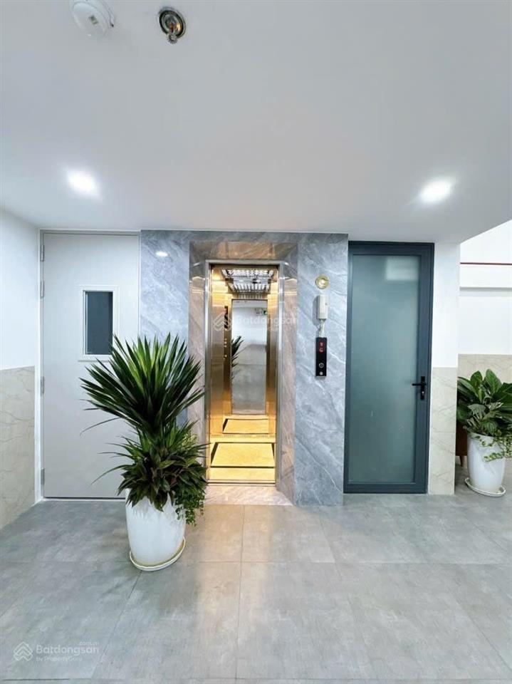 Bán chdv 6 tầng mới 100% 17pn ngang 6m 108m2 ngay chợ phạm văn bạch tn 100tr chỉ 21.9 tỷ 0902 675 ***