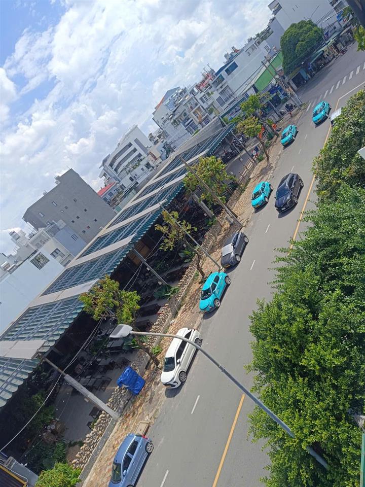 Chính chủ bán nhanh MTKD 30m Nguyễn Văn Lượng DTS 115m2 ngang 4.2m ngay CV Gò Vấp 11 tỷ.