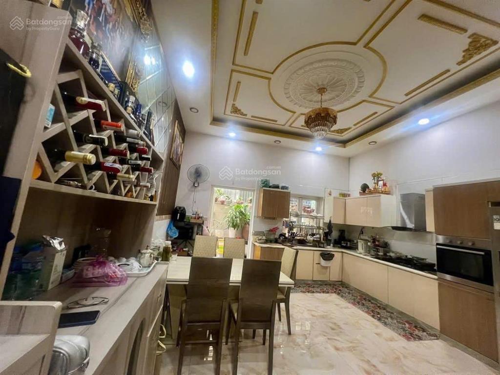 Nhà mặt tiền cityland phan văn trị 100m2 4 tầng mái thái ngang 5m kd tốt có t.máy chỉ 24.5 tỷ.