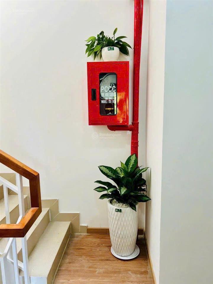 Bán khách sạn 2 mặt tiền hà huy giáp 5 lầu 16p ngang 4.5m 90m2 giáp gò vấp nhỉnh 15 tỷ. 0902 675 ***