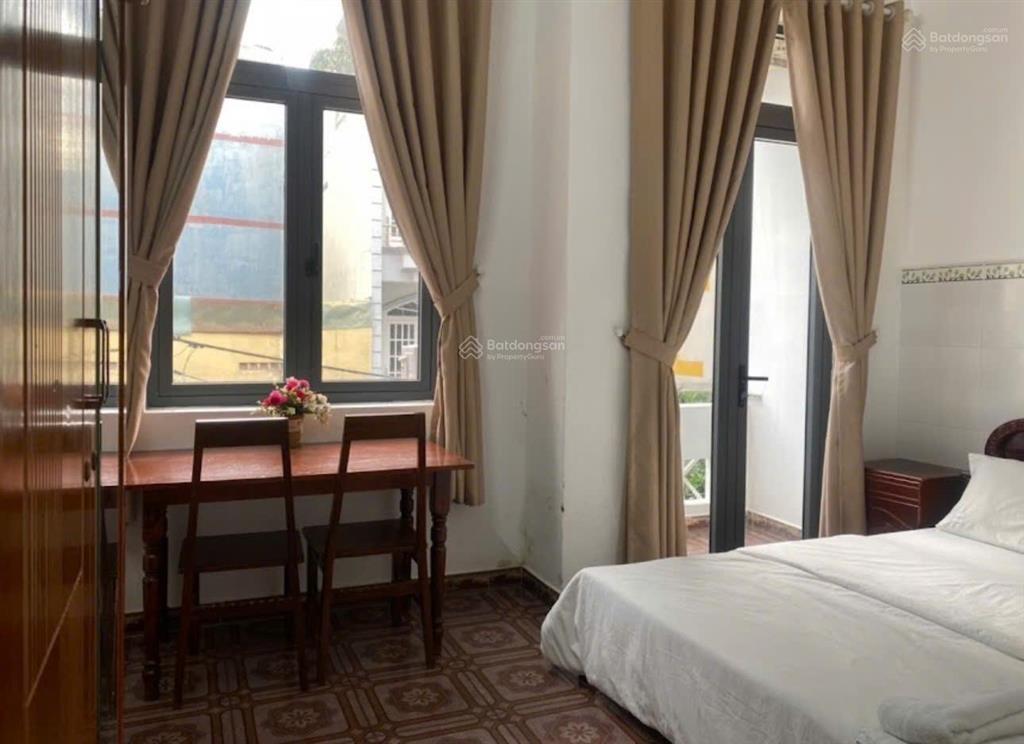 Bán khách sạn 2 mặt tiền hà huy giáp 5 lầu 16p ngang 4.5m 90m2 giáp gò vấp nhỉnh 15 tỷ. 0902 675 ***