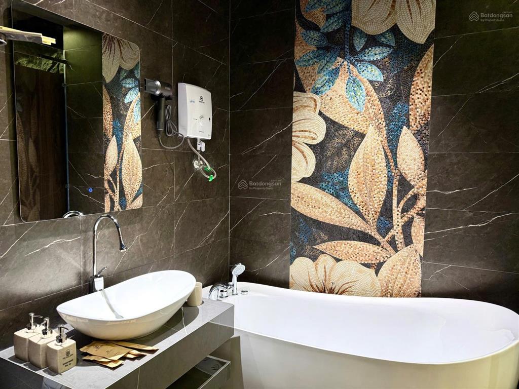 Căn hộ 15 phòng homestay hẻm 8m trường chinh ngang 7m 5l 105m2 tn 105tr gần metro 21.5 tỷ.