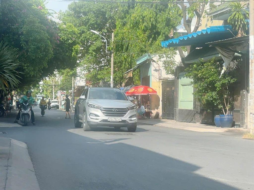 Bán nhà hiếm 496 dương quảng hàm ngang 6m 97m2 đang cho thuê tiện xây mới nhỉnh 12 tỷ. 0902 675 ***