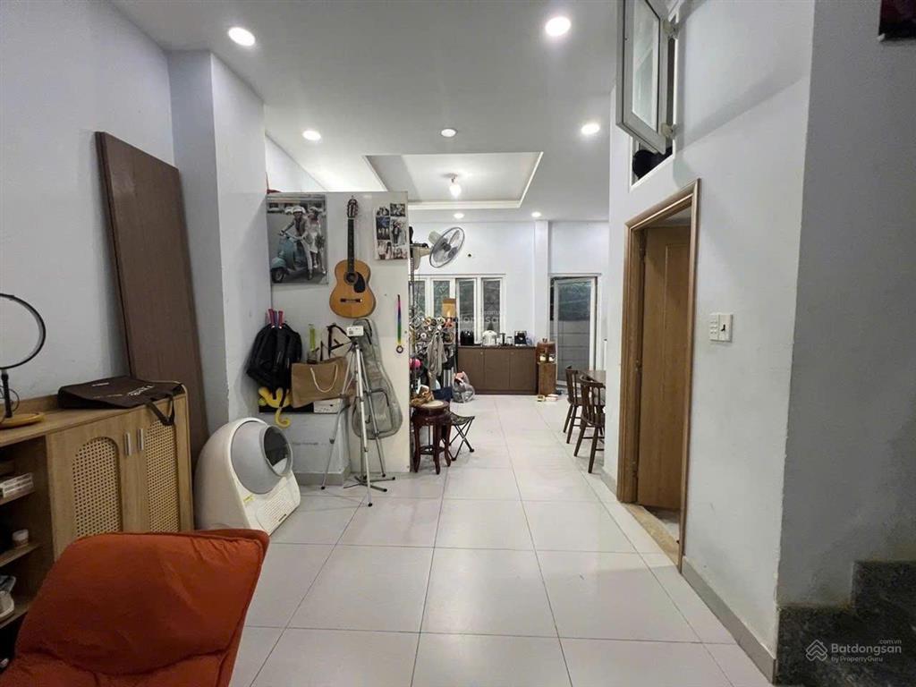 Bán nhà hiếm 496 dương quảng hàm ngang 6m 97m2 đang cho thuê tiện xây mới nhỉnh 12 tỷ. 0902 675 ***