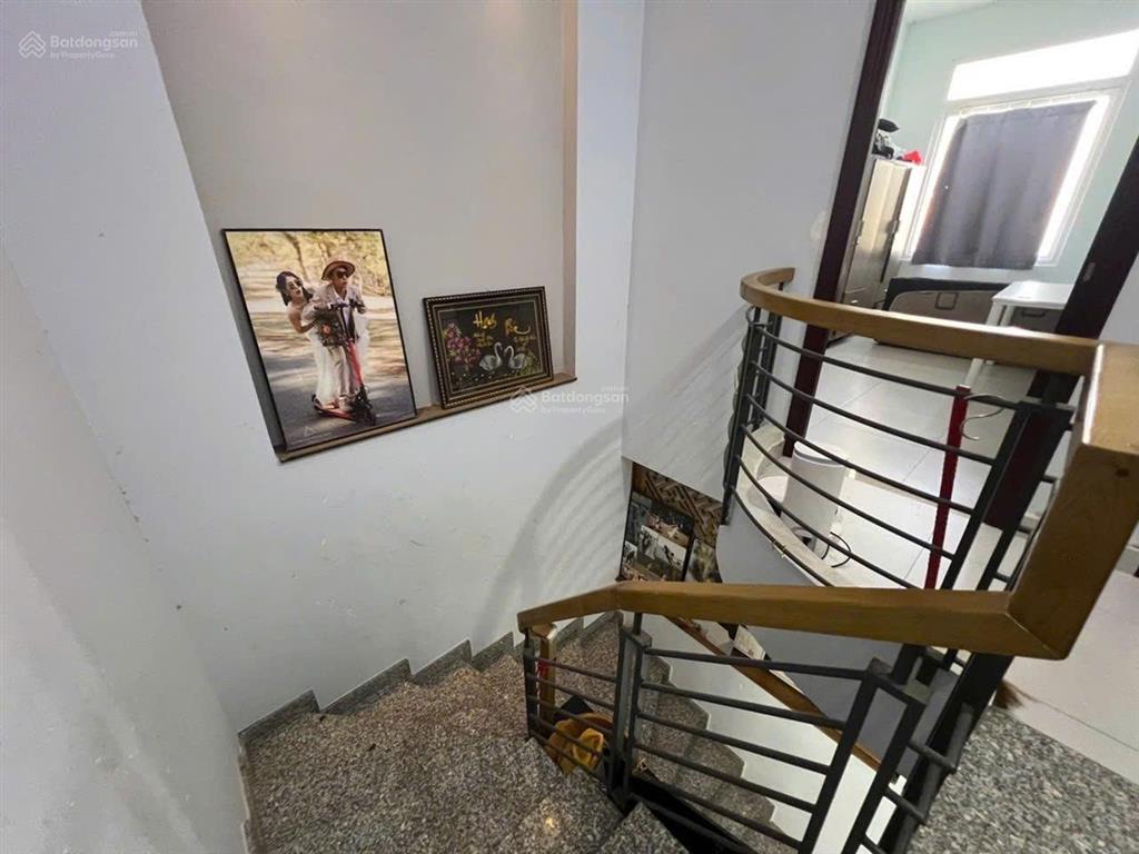 Bán nhà hiếm 496 dương quảng hàm ngang 6m 97m2 đang cho thuê tiện xây mới nhỉnh 12 tỷ. 0902 675 ***