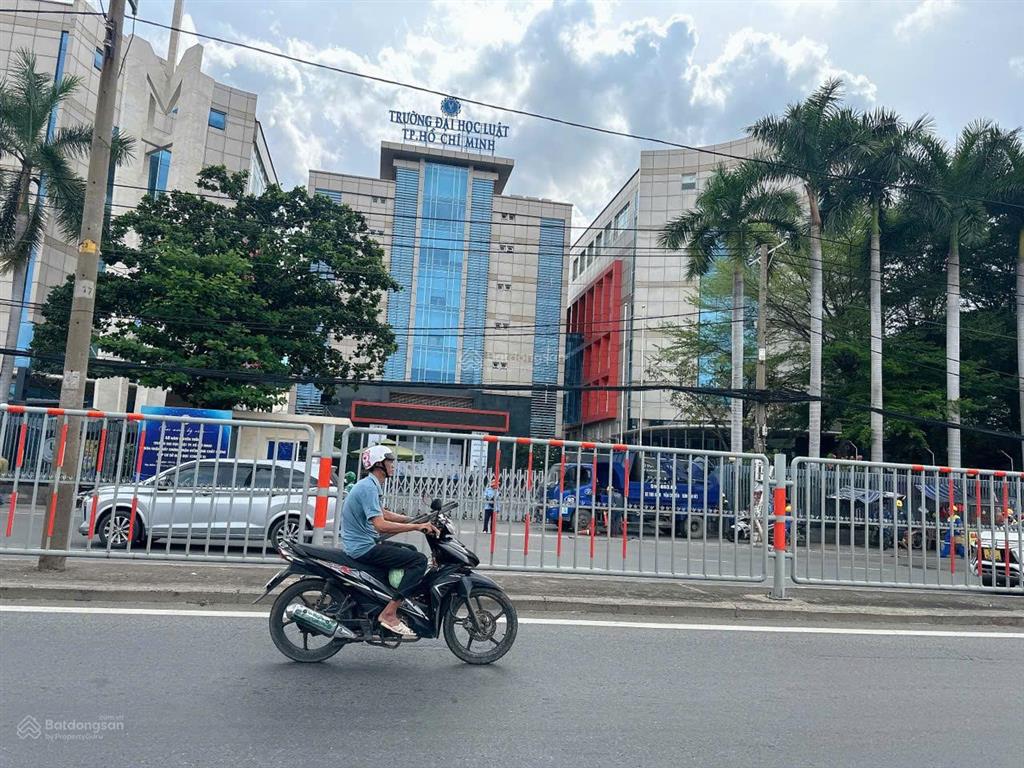 Đất vàng ngang 12m 960m2 mặt tiền quốc lộ 13 tiện xây tòa nhà ngay vạn phúc chỉ 135 tỷ. 0902 675 ***