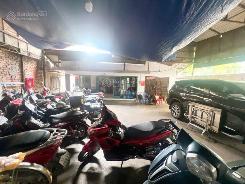 Đất vàng ngang 12m 960m2 mặt tiền quốc lộ 13 tiện xây tòa nhà ngay vạn phúc chỉ 135 tỷ. 0902 675 ***