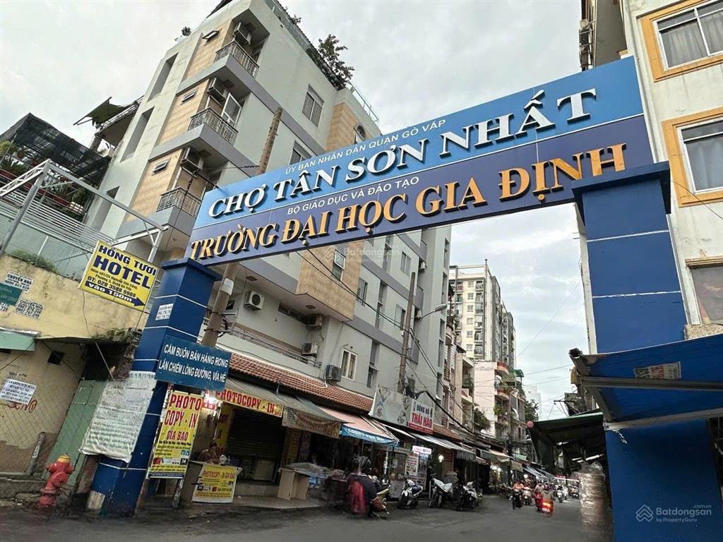 Bán nhà đẹp 4 tầng mtkd nguyễn văn công ngang 4.5m 77m2 vài phút tới sân bay chỉ 11.5 tỷ.