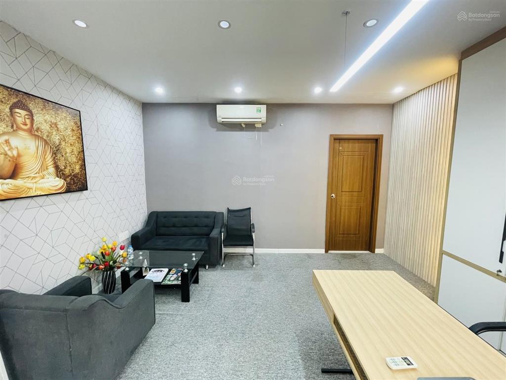Bán văn phòng 5 lầu mtkd ngay khu sân bay 125m2 ngang 5m sầm sơn khu hiếm nhà bán 25 tỷ. 0902 675 ***