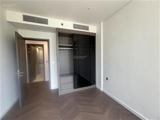 Cho thuê 1 ngủ + a3 lumiere nhà cơ bản có lắp thêm rèm giàn phơi, giá chỉ 9 triệu/tháng