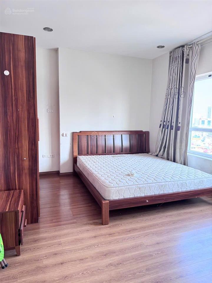 Cho thuê chung cư 173 xuân thuỷ toà pico 110m2 3 ngủ đủ đồ giá 16 triệu/tháng vào luôn