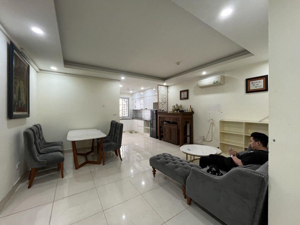 cho thuê chung cư C37 Bắc Hà - Tố Hữu. 75m, 2 phòng ngủ, 11 triệu