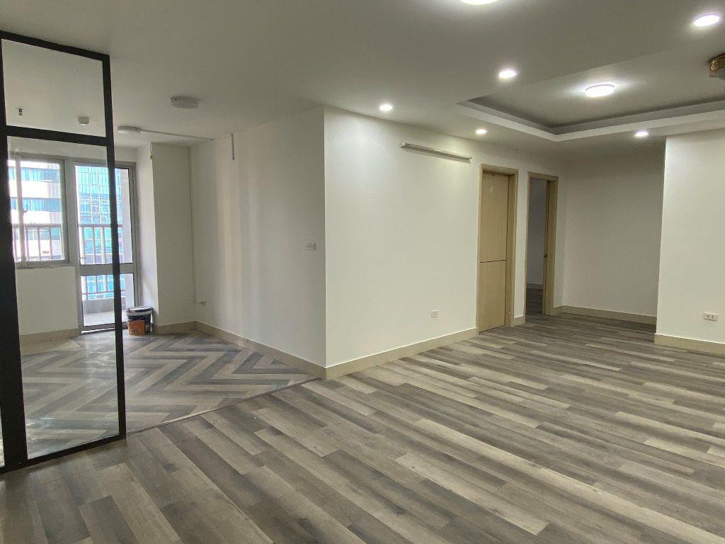cho thuê chung cư C37 Bắc Hà - Tố Hữu, 115m, 3 phòng ngủ, đồ cơ bản 12 triệu
