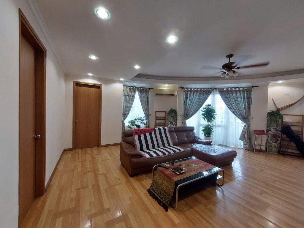  Cho thuê chung cư Hacisco 107 Nguyễn Chí Thanh. 115m, 3 phòng ngủ, đủ đồ