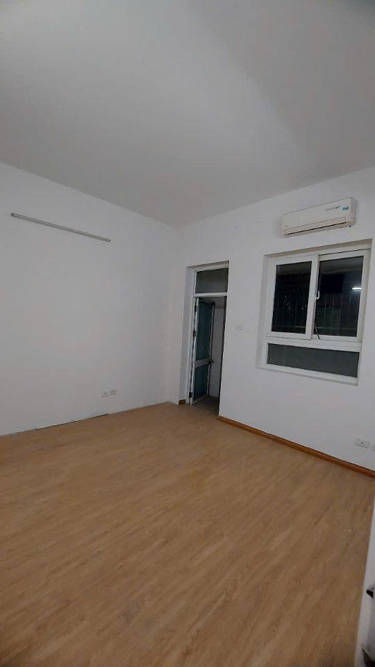 cho thuê chung cư CT3A Mễ Trì Thượng, 130m, 3PN 3VS đồ cơ bản 12 triệu/tháng