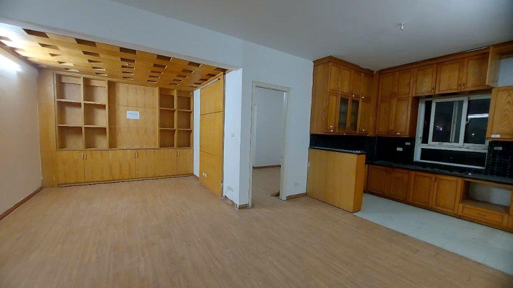 cho thuê chung cư CT3A Mễ Trì Thượng, 130m, 3PN 3VS đồ cơ bản 12 triệu/tháng