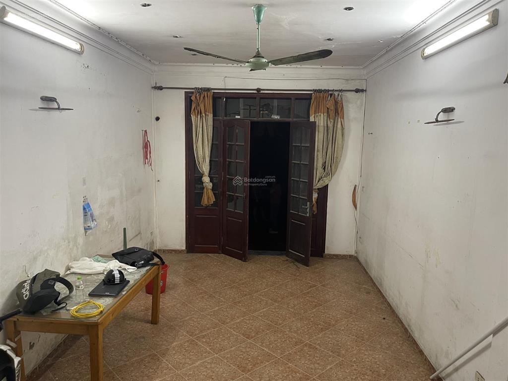 Cho thuê trọ điều hòa, nl gần lăng bác giá 3tr/th 17, ngách 24, ngõ 162 đội cấn 0913 345 ***
