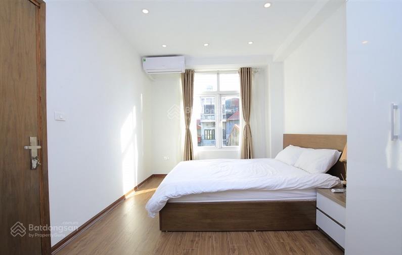 Cho thuê chdv full đồ phố linh lang 55m2  1 ngủ 1 khách  có xuất vat  vào ở luôn  bv 24/24