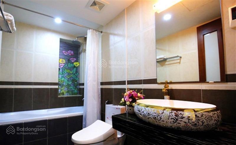 Cho thuê chdv tầng 3 full đồ phố đào tấn  cạnh lotte vào ở luôn có xuất hoá đơn vat view thoáng