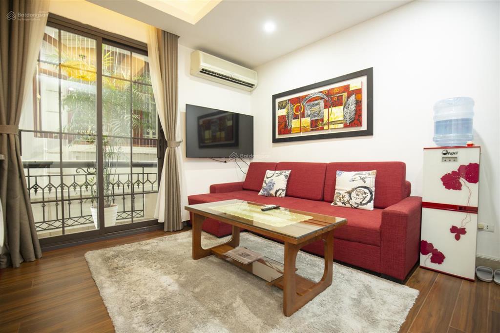 Cho thuê chdv tầng 3 full đồ phố đào tấn  cạnh lotte vào ở luôn có xuất hoá đơn vat view thoáng