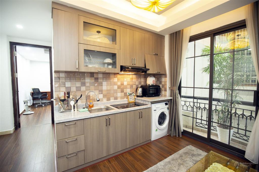 Cho thuê chdv tầng 3 full đồ phố đào tấn  cạnh lotte vào ở luôn có xuất hoá đơn vat view thoáng