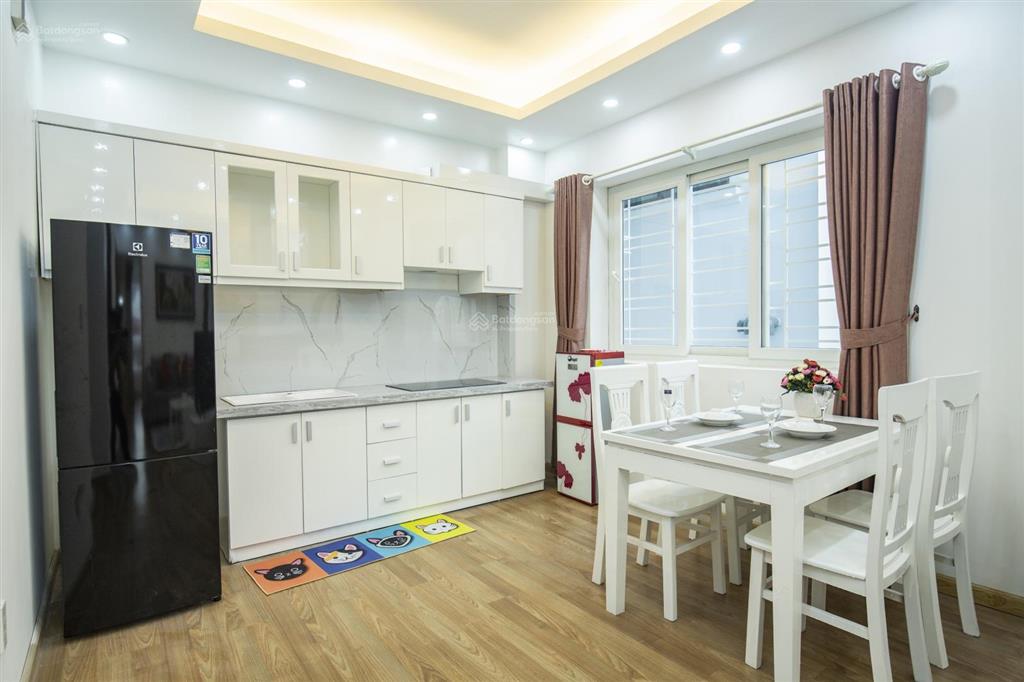 Cho thuê chdv 2 ngủ phố đào tấn  full đồ đẹp  vào ở luôn  có xuất vat  có bảo vệ 24/24h