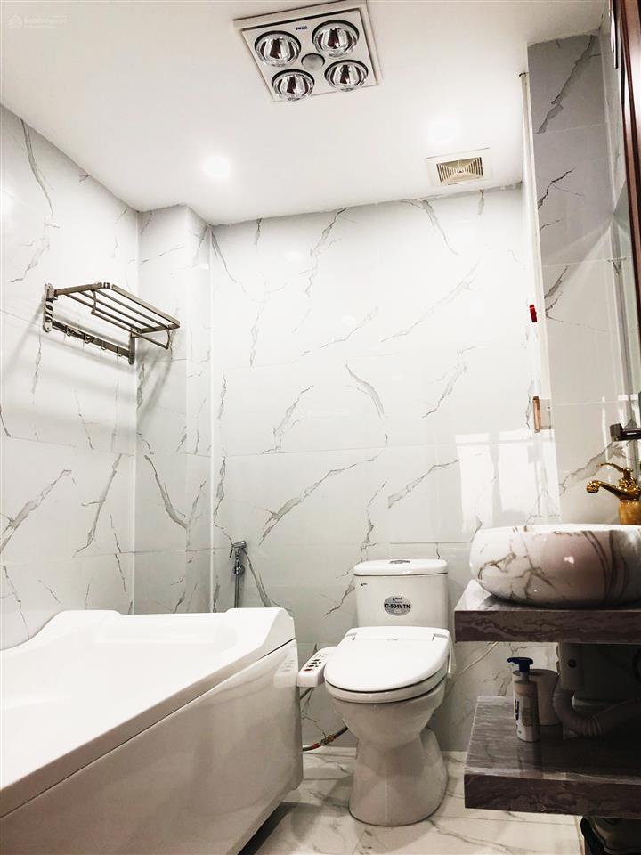 Cho thuê chdv 2 ngủ phố đào tấn  full đồ đẹp  vào ở luôn  có xuất vat  có bảo vệ 24/24h
