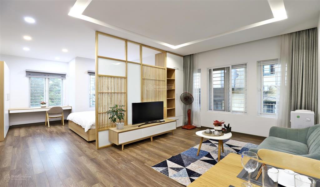 Cho thuê chdv full đồ đẹp tại ngõ phố linh lang  căn hộ vào ở luôn  có xuất vat  có bv 24/24h