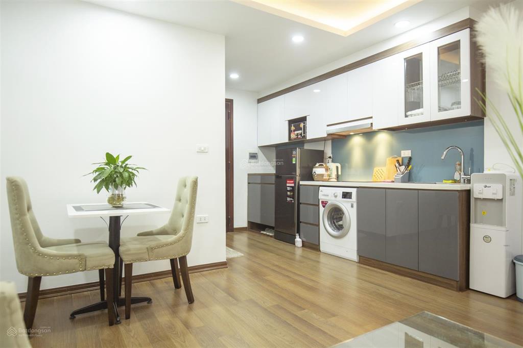 Cho thuê chdv mới đẹp full đồ 1 ngủ tại phố kim mã  vào ở luôn  có xuất hoá đơn vat  view thoáng