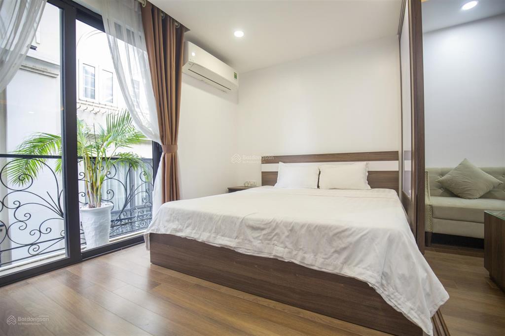 Cho thuê chdv mới đẹp full đồ 1 ngủ tại phố kim mã  vào ở luôn  có xuất hoá đơn vat  view thoáng