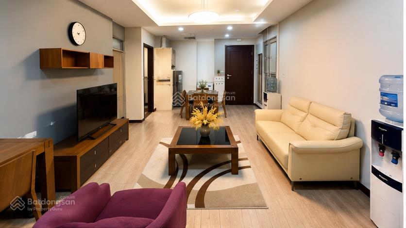 Cho thuê chdv 1 ngủ full đồ tầng 5 phố kim mã  vào ở luôn  có xuất hoá đơn vat  có bv 24/24h 