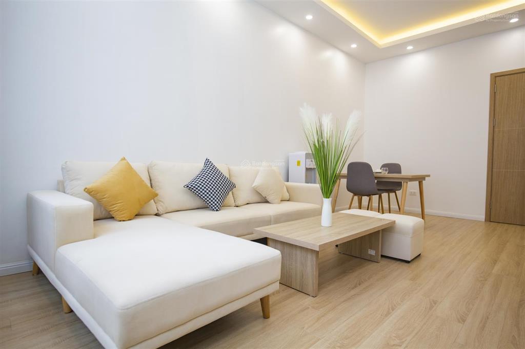 Cho thuê chdv 2 ngủ full đồ đẹp tại ngõ phố kim mã  vào ở luôn  có xuất hoá đơn vat  có bv 24/24