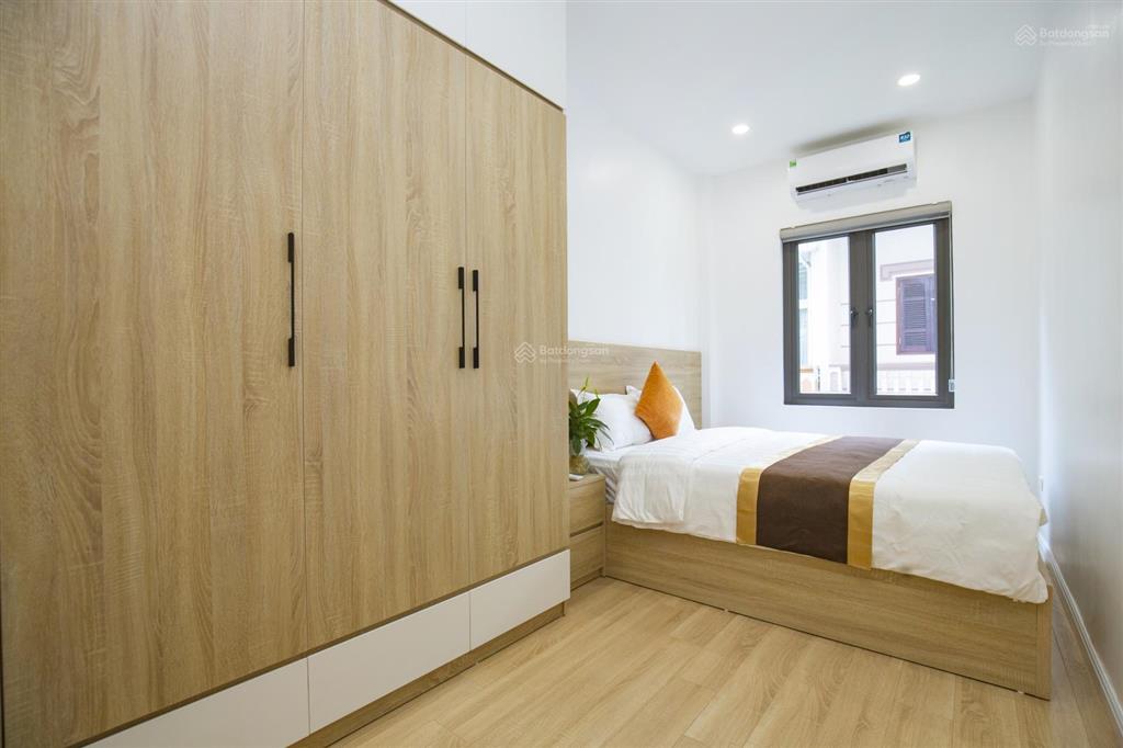 Cho thuê chdv 2 ngủ full đồ đẹp tại ngõ phố kim mã  vào ở luôn  có xuất hoá đơn vat  có bv 24/24