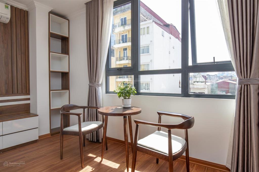 Cho thuê chdv studio 45m2 full đồ đẹp tại phố linh lang  vào ở luôn  có xuất vat  có bv 24/24h