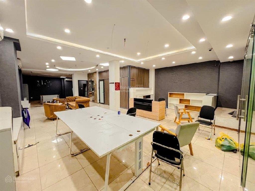 Bán nhà dòng tiền chdv & vp ở phố lê quang đạocó 25 phòng khép kín & 3 mbkddoanh thu tháng 170tr