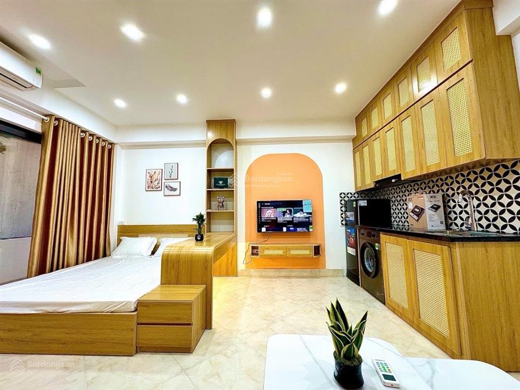 Bán nhà dòng tiền chdv ở phố khương trung có tổng 28 phòng khép kín doanh thu hàng tháng 180tr/th