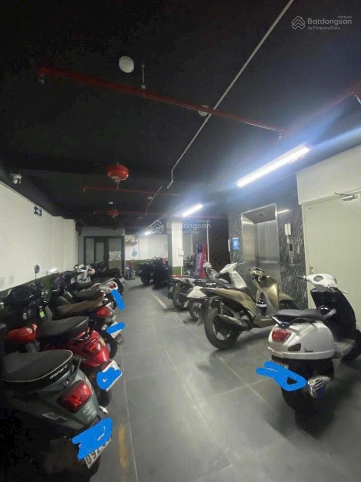 Bán nhà dòng tiền chdv ở phố quan hoa  có tổng 29 phòng khép kín  doanh thu hàng tháng đạt 180tr