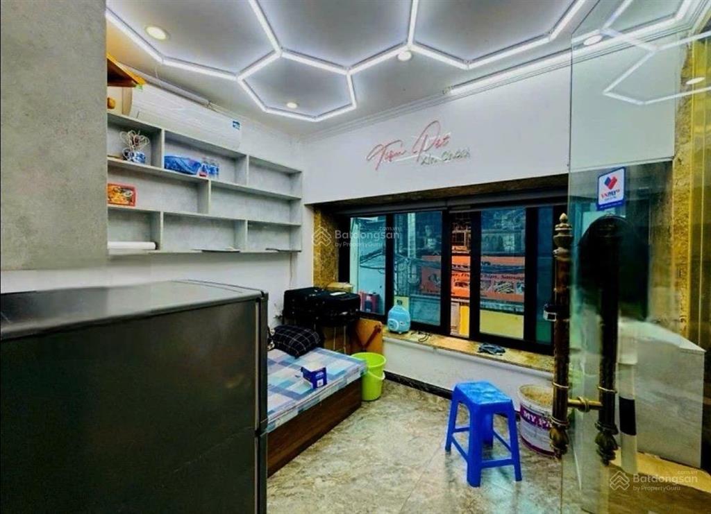 Bán nhà dòng tiền chdv ở phố võ chí công  có tổng 76 phòng khép kín  cho thuê thầu 300tr/th