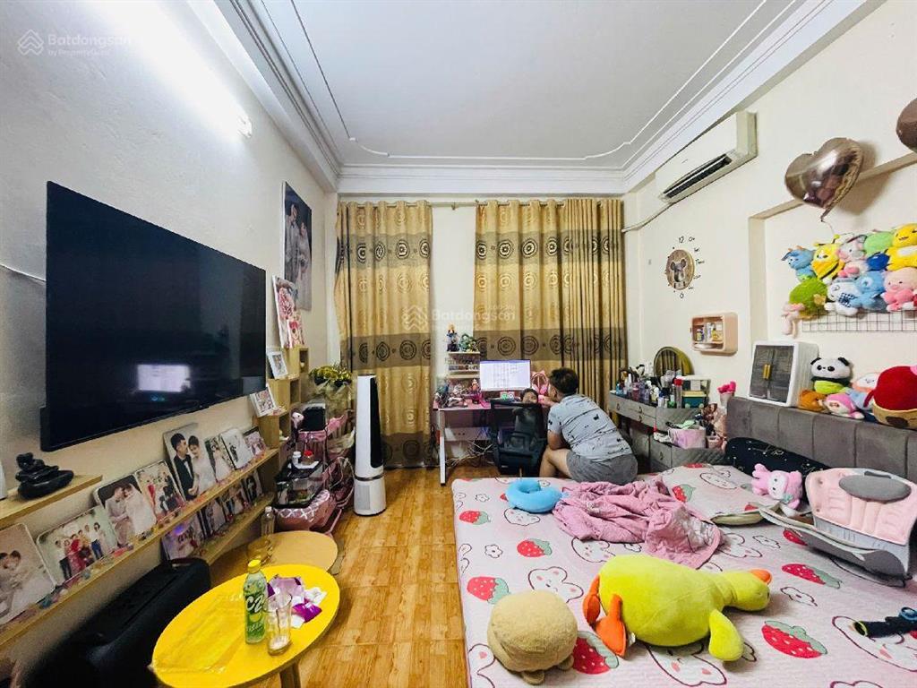 Bán nhà dòng tiền chdv & nhà ở phố lạc long quân  bán gộp hai nhà xây cạnh nhau của cùng 1 chủ