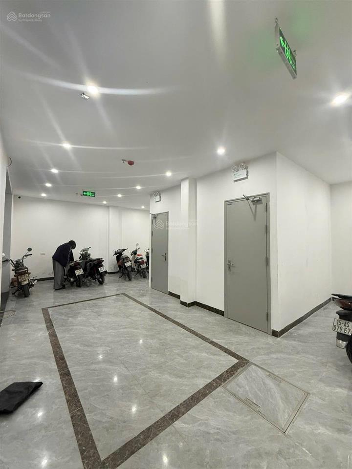 Bán nhà dòng tiền chdv phố yên hoà  có tổng 11 phòng khép kín  doanh thu vận hành 90tr/th