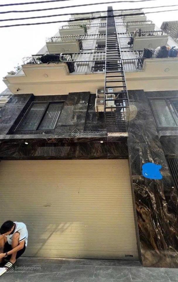 Bán nhà dòng tiền chdv ở phố nguyễn khang  có tổng 32 phòng khép kín  ôtô đỗ  vận hành 180tr