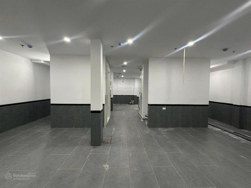 Bán nhà dòng tiền chdv phố trần hữu tước  có tổng 23 phòng full đồ nội thất  vận hành đạt 120tr