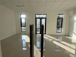 Cho thuê văn phòng tại him lam vạn phúc, 90m2/tầng gồm 2 phòng làm việc