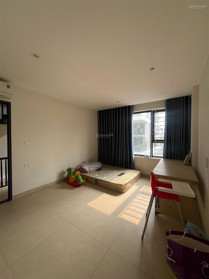 Cho thuê văn phòng nguyễn văn lộc, làng việt kiều châu âu, vp 60 m2/tầng , phù hơp vp, kdol