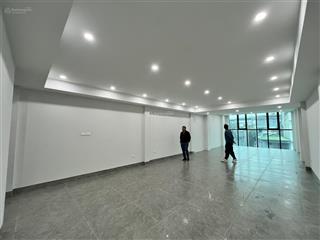 Cho thuê văn phòng văn quán  chiến thắng, sàn 110 m2/tầng, vp mới đẹp, thông sàn