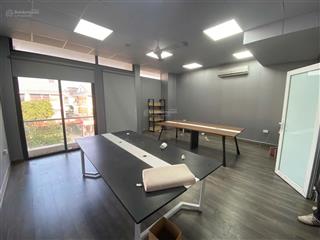 Cho thuê văn phòng 30 m2 tại dương nội nam cường, vị trí trong biệt thự an phú , mặt đường lớn