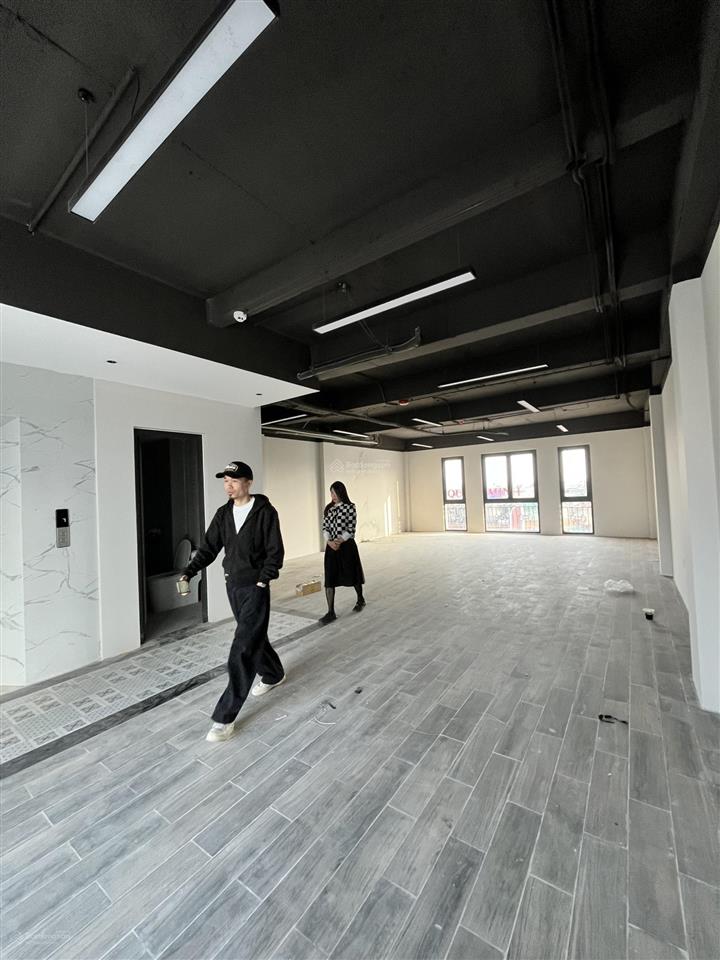 Cho thuê văn phòng tại văn phú, sàn 130 m2/tầng, sàn view thoáng đẹp