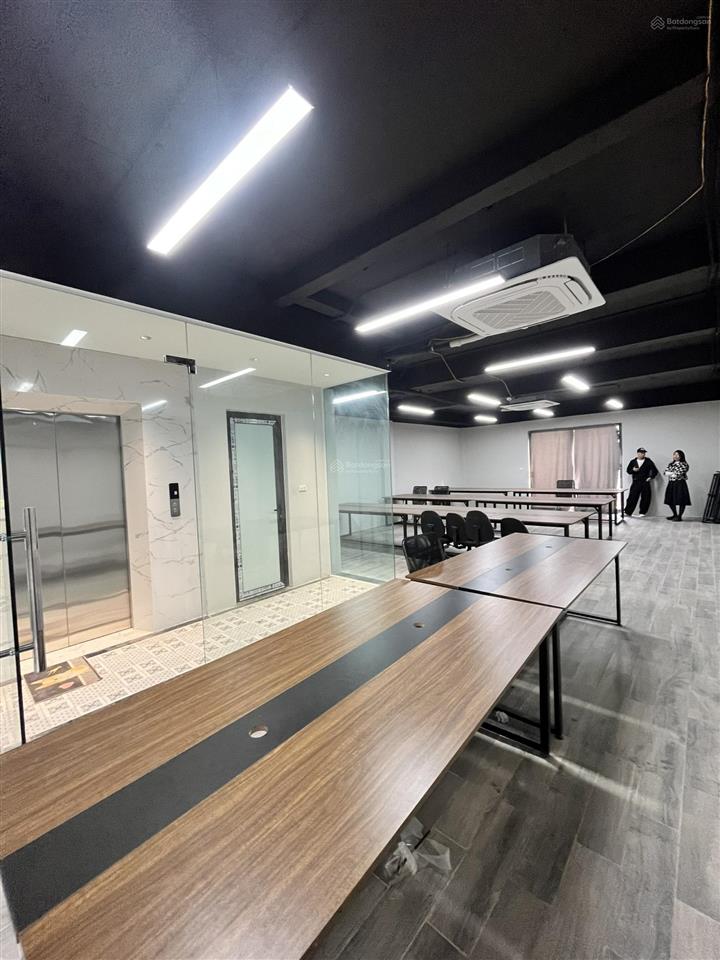 Cho thuê văn phòng tại văn phú, sàn 130 m2/tầng, sàn view thoáng đẹp