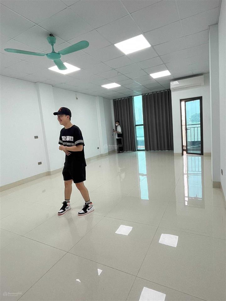 Cho thuê văn phòng nguyễn xiển, 65 m2/tầng, sàn thông